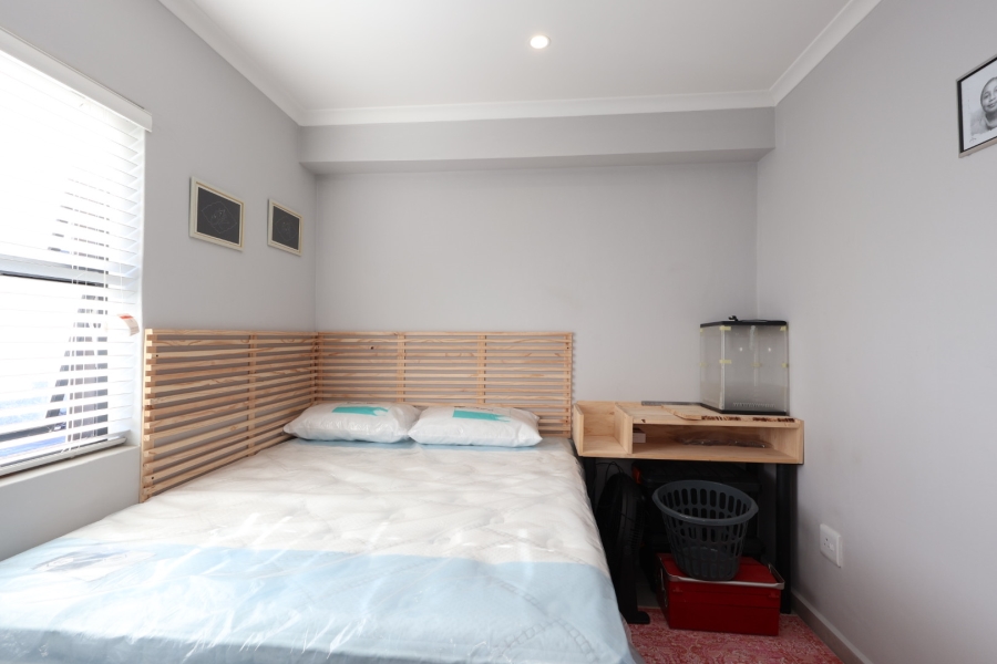 2 Bedroom Property for Sale in Parklands Western Cape